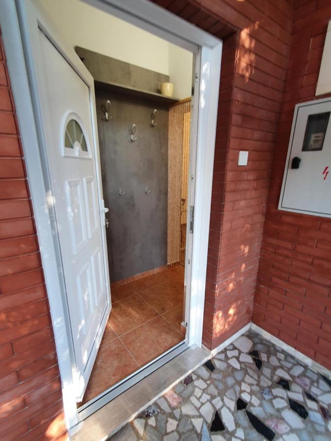 Zita - Heart Of Rovinj, Apartment For 2, Free Parking, 2Min Center, 5Min Beach Walk Luaran gambar